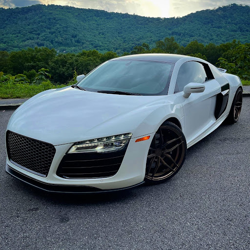 Car Dealer «Chicago Motor Cars», reviews and photos, 27W110 North Ave, West Chicago, IL 60185, USA