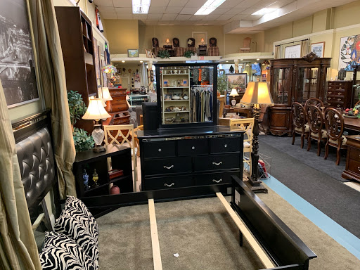 Thrift Store «Twice As Nice-Pottstown», reviews and photos, 233 E High St, Pottstown, PA 19464, USA