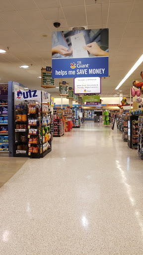 Grocery Store «Giant Food», reviews and photos, 11200 Fairfax Blvd, Fairfax, VA 22030, USA