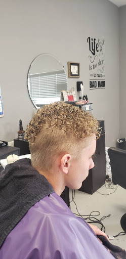 Hair Salon «G Styles Salon & Barbershop», reviews and photos, 520 FM 1069, Rockport, TX 78382, USA