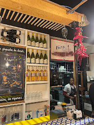 Photo n°64 de Juste - Restaurant de fruit de mer Paris à Paris ()