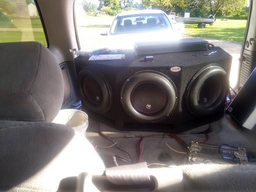 Car Stereo Store «WOW Electronics», reviews and photos, 21165 Gratiot Ave, Eastpointe, MI 48021, USA