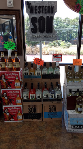 Liquor Store «Fossil Creek Liquor», reviews and photos, 4130 S Bowen Rd, Arlington, TX 76016, USA