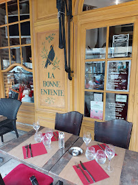 Atmosphère du Restaurant La Bonne Entente à Pontoise - n°15