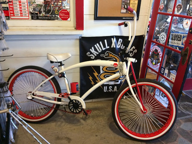 Σούπερ Μάρκετ Μούρκας