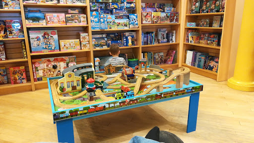 Book Store «Barnes & Noble», reviews and photos, 5380 US-14, Crystal Lake, IL 60014, USA