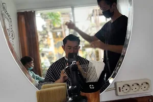 DD Barber Bali image