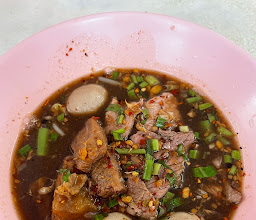 ร้านก๋วยเตี๋ยวเรือเจ๊ต้อย photo