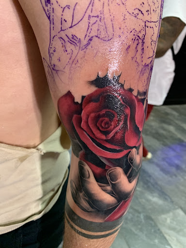 Tattoo Shop «Black Heart Tattoo», reviews and photos, 1926 Hudson Bridge Rd, Stockbridge, GA 30281, USA