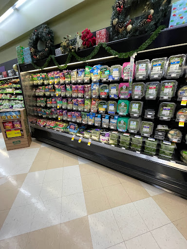 Grocery Store «Family Fare Supermarket», reviews and photos, 1415 Fulton St E, Grand Rapids, MI 49503, USA