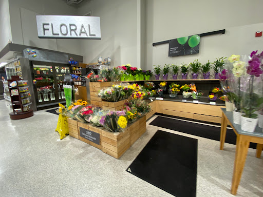 Supermarket «Publix Super Market at Narcoossee Shoppes», reviews and photos, 1951 S Narcoossee Rd, St Cloud, FL 34771, USA