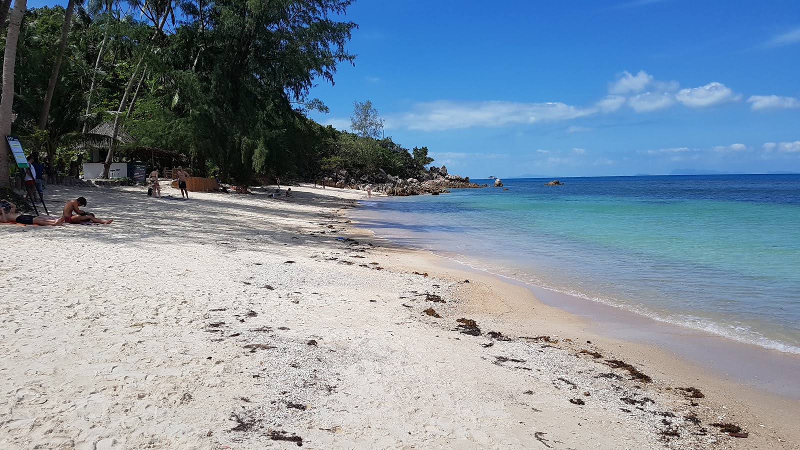 Foto van Secret Beach met beige zand oppervlakte