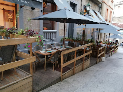 Ernesto Patio Bar - Rúa Rosalía de Castro, 32500 O Carballiño, Ourense, Spain