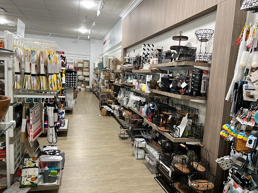 Department Store «HomeGoods», reviews and photos, 558 New York Ave, Lyndhurst, NJ 07071, USA