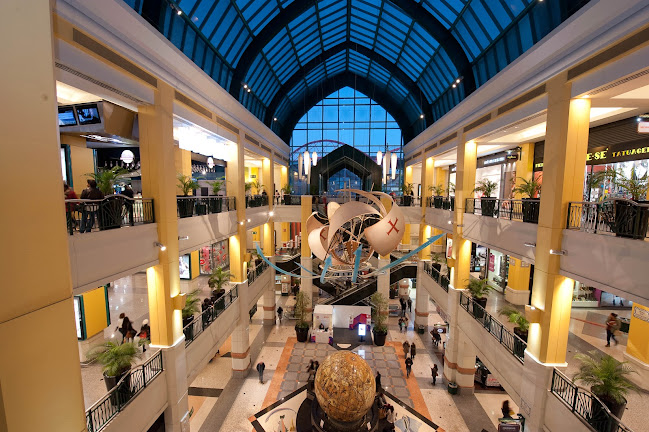 Colombo Centro Comercial - Shopping Center