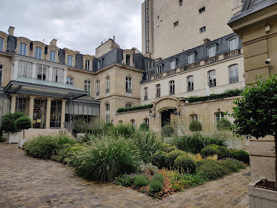 PVH France à Paris