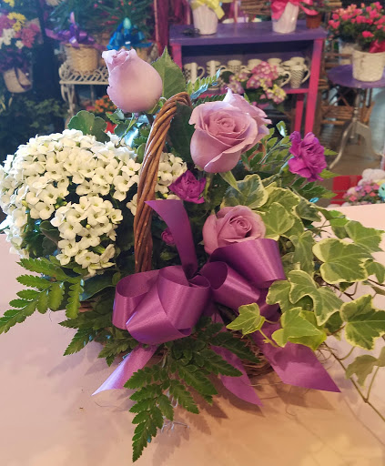 Florist «Sunshine Floral», reviews and photos, 1903 George St, La Crosse, WI 54603, USA