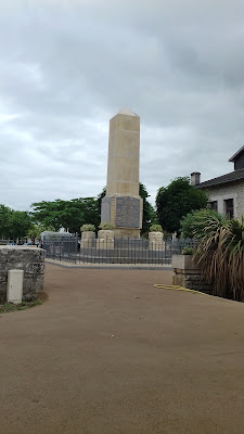 Monument aux Morts de Benet à Benet