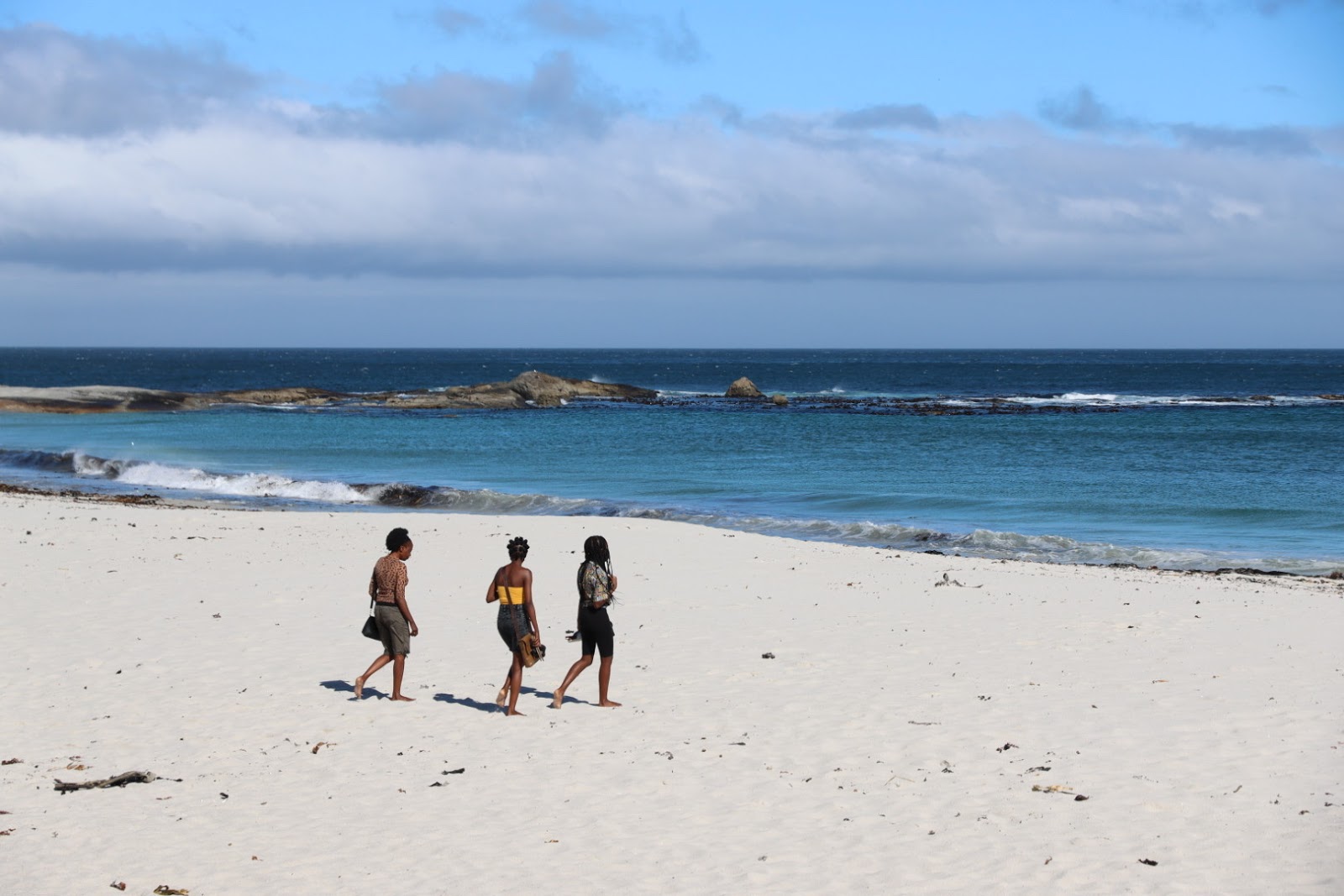 Photo of Camps Bay beach with spacious bay