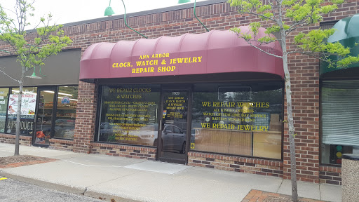 Ann Arbor Clockwatch Jewelry, 1709 Plymouth Rd, Ann Arbor, MI 48105, USA, 