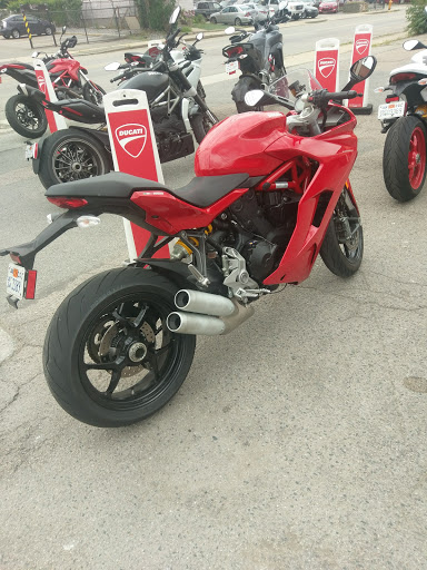 Motorcycle Dealer «Riverside Motorsports», reviews and photos, 83 Mystic Ave, Medford, MA 02155, USA