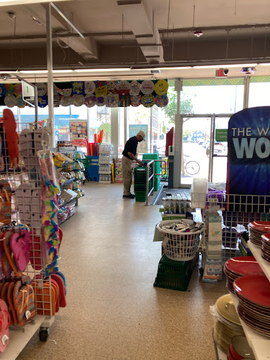 Dollar Store «Dollar Tree», reviews and photos, 148 Smith St, Perth Amboy, NJ 08861, USA