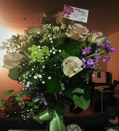 Florist «LUSH BOUQUET Flowers Downtown Phoenix», reviews and photos, 201 N Central Ave, Phoenix, AZ 85004, USA