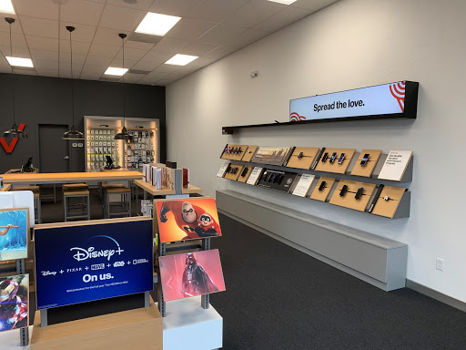Cell Phone Store «Verizon Authorized Retailer, TCC», reviews and photos, 2296 Gable Rd #240, St Helens, OR 97051, USA