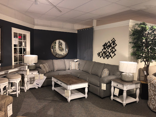 Furniture Store «Wayside Furniture», reviews and photos, 1367 Canton Rd, Akron, OH 44312, USA