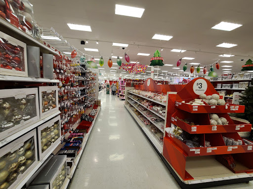 Department Store «Target», reviews and photos, 5405 Mills Civic Pkwy, West Des Moines, IA 50266, USA