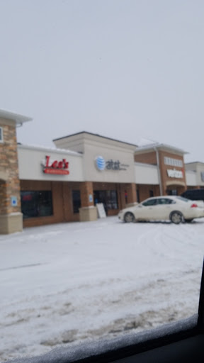 Cell Phone Store «AT&T Authorized Retailer», reviews and photos, 5457 Gull Rd b, Kalamazoo, MI 49048, USA