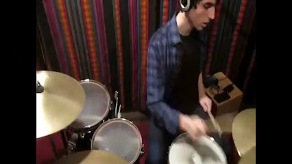 Santi Diaz drummer clases bateria-percusion