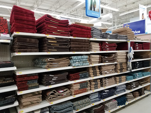 Department Store «Walmart Supercenter», reviews and photos, 4115 E Lincoln Way, Sterling, IL 61081, USA