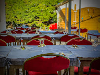 Atmosphère du Restaurant portugais Le Relais Forestier à Yerres - n°5