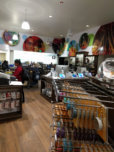 Book Store «UC Davis Stores», reviews and photos, 1 Shields Ave, Davis, CA 95616, USA