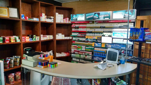 Tobacco Shop «Bahamas Smoke Inc», reviews and photos, 192 Skokie Valley Rd, Highland Park, IL 60035, USA