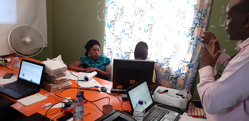 ALADE MAKE MANAGEMENT CONSULTS, Suite A6 Tolulope Complex, beside Divine Favour Hospital Along Alakia, Iyana Church Road, Ibadan, Nigeria, Computer Consultant, state Oyo