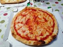 Plats et boissons du Pizzeria Pizza bologna à Hyères - n°2
