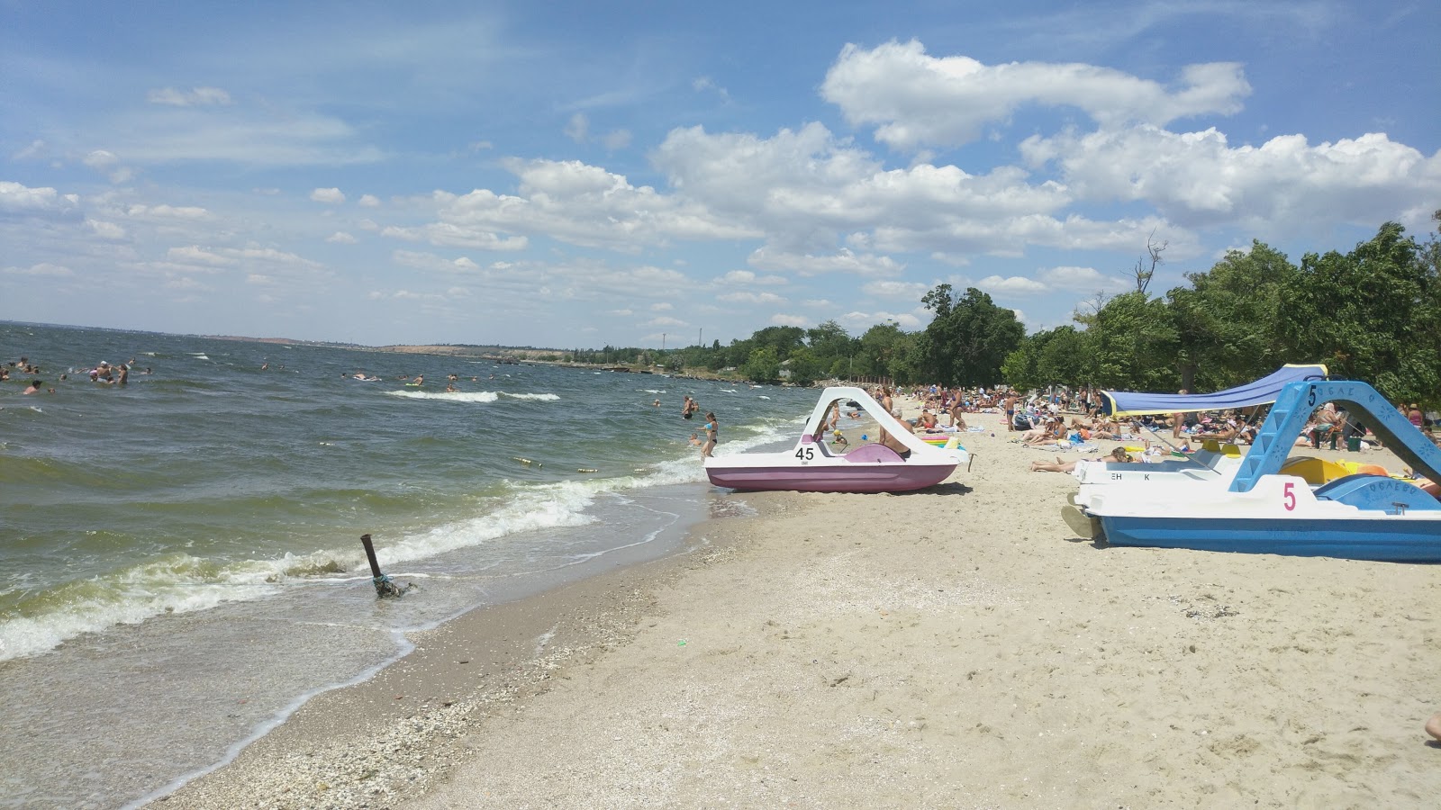 Foto van Ochakov Plyazh met ruim strand