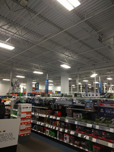 Electronics Store «Best Buy», reviews and photos, 1501 New Britain Ave, West Hartford, CT 06110, USA