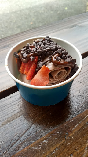 Ice Cream Shop «Ice3 Creamery - Serving Ice Cream Rolls and Gelato», reviews and photos, 39957 Mission Blvd, Fremont, CA 94539, USA