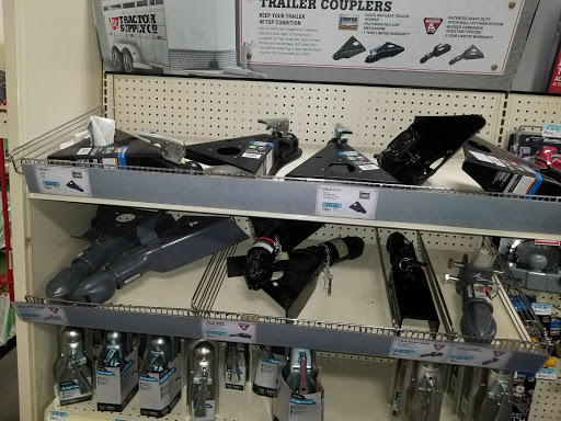 Home Improvement Store «Tractor Supply Co.», reviews and photos, 8447 FL-54, New Port Richey, FL 34655, USA