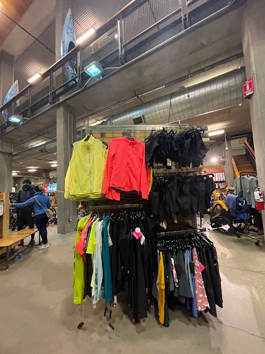 Camping Store «REI», reviews and photos, 1405 NW Johnson St, Portland, OR 97209, USA