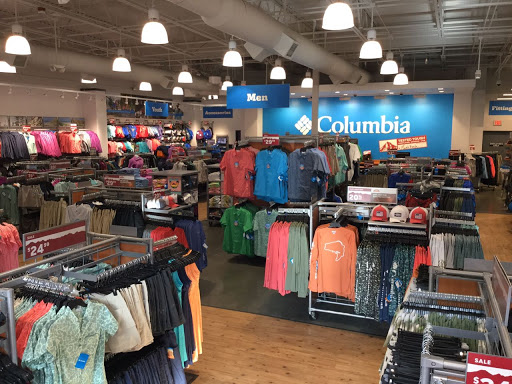 Sportswear Store «Columbia Sportswear Outlet Store at Premium Outlets», reviews and photos, 2300 Grand Cypress Dr #170, Lutz, FL 33559, USA