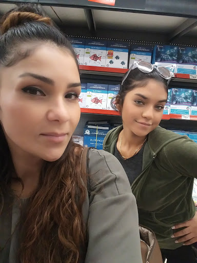 Office Supply Store «Staples», reviews and photos, 250 E Sepulveda Blvd, Carson, CA 90745, USA