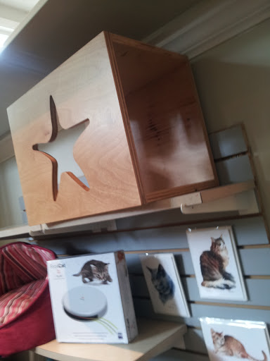 Pet Supply Store «Sellwood Pet Supply», reviews and photos, 8334 SE 17th Ave, Portland, OR 97202, USA