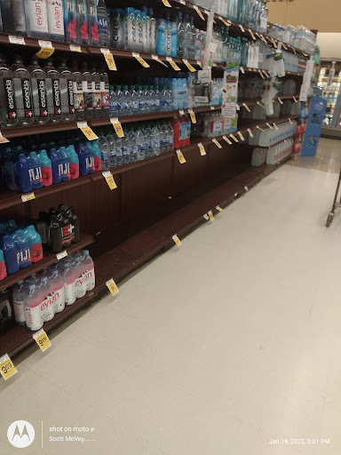 Grocery Store «Safeway», reviews and photos, 205 N 5th Ave, Yakima, WA 98902, USA