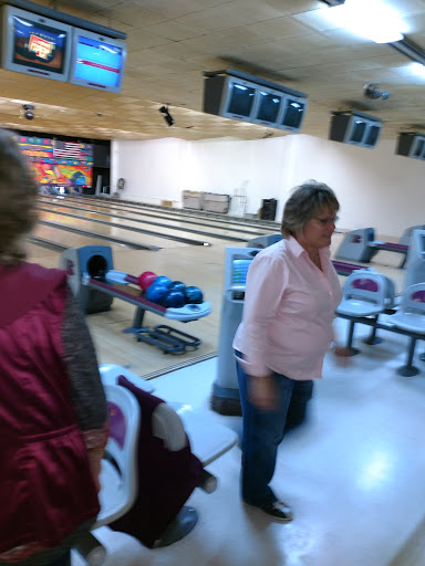 Bowling Alley «Minda Lanes», reviews and photos, 701 S 2nd St, Yakima, WA 98901, USA