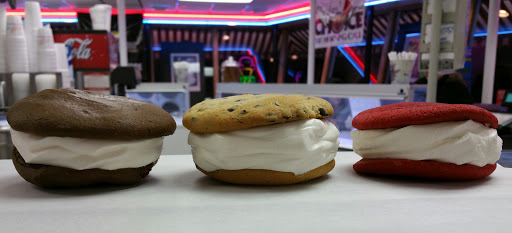 Ice Cream Shop «Bethlehem Dairy Store», reviews and photos, 1430 Linden St, Bethlehem, PA 18018, USA