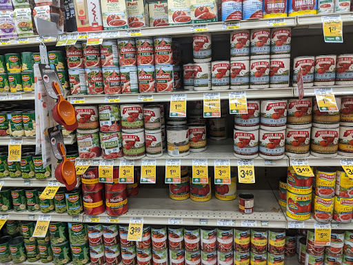 Grocery Store «Safeway», reviews and photos, 10104 River Rd, Potomac, MD 20854, USA